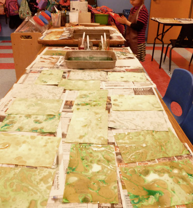 Marbling Paper with Children/ The Eric Carle Museum Studio Blog