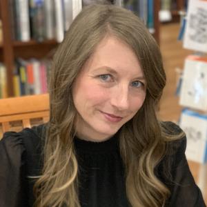 Christy Mandin Headshot
